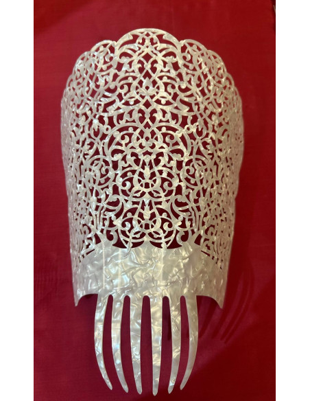 Peina mantilla nácar 22cm