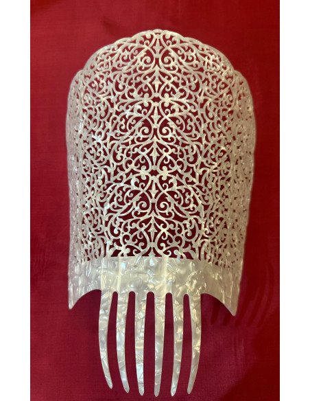 Peina mantilla nácar 21cm