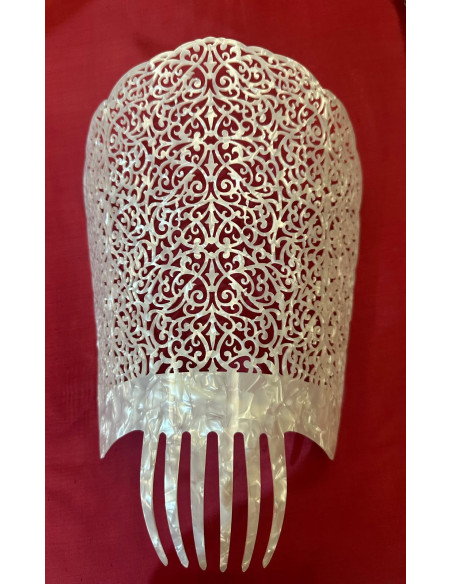 Peina mantilla nácar 22cm