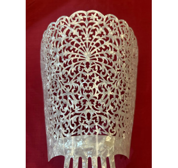 Peina mantilla nácar 23cm 2