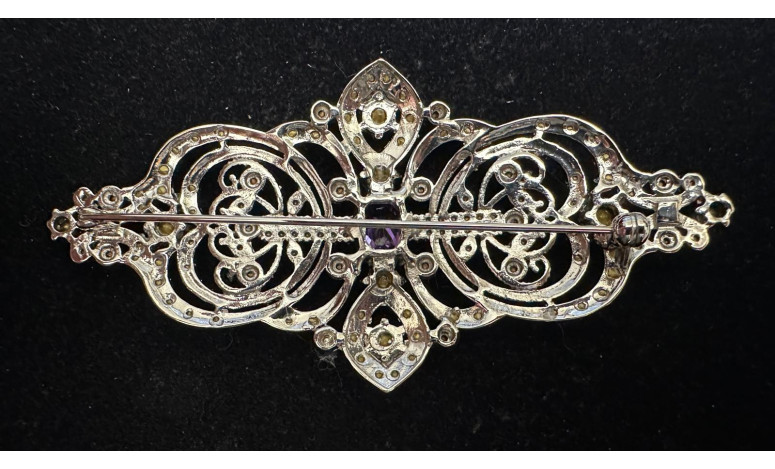 Broche mantilla rodio color