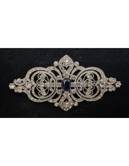 Broche mantilla rodio color