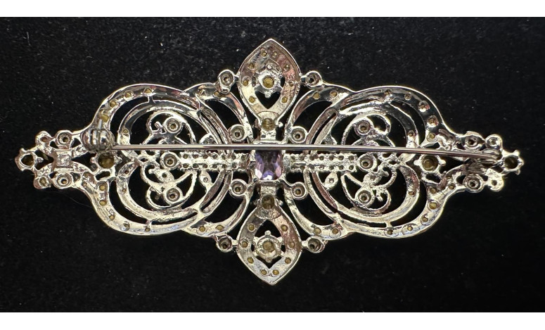 Broche mantilla rodio color