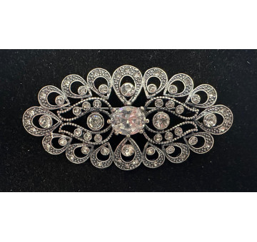 Broche mantilla rodio