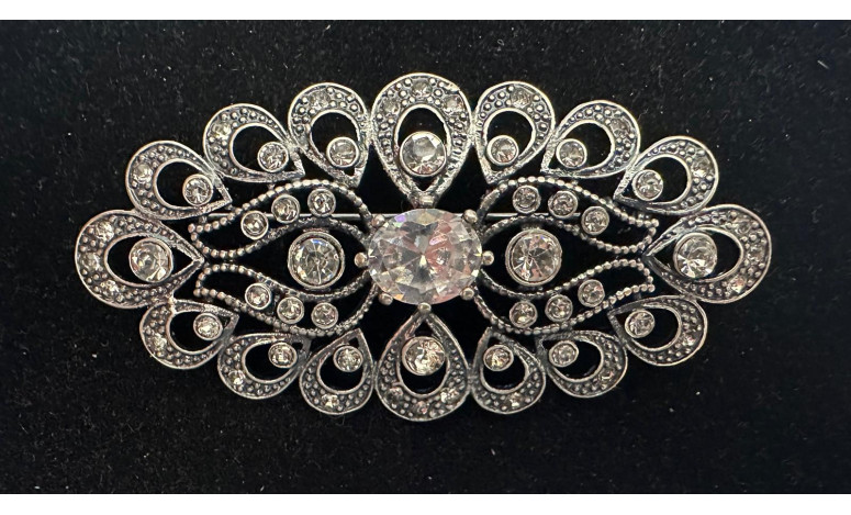 Broche mantilla rodio