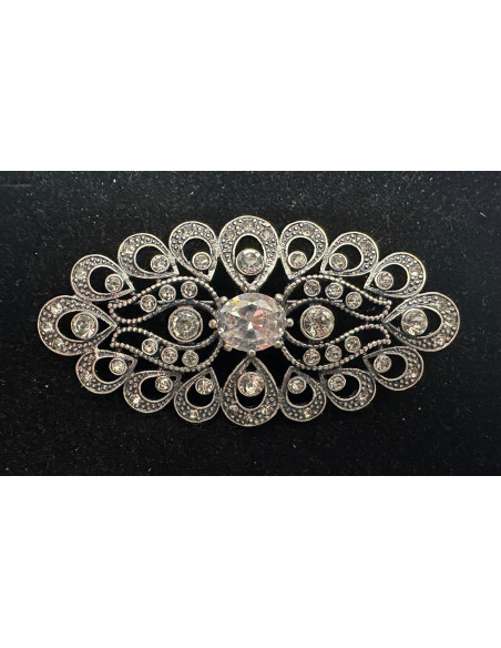 Broche mantilla rodio