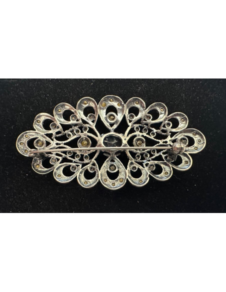 Broche mantilla rodio