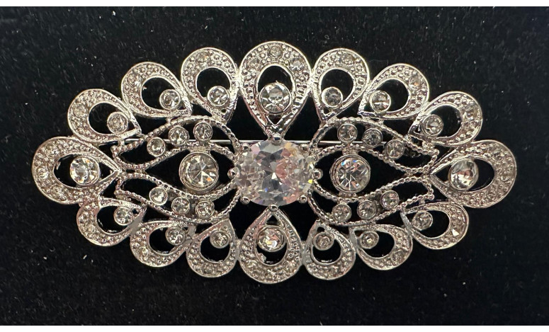 Broche mantilla rodio