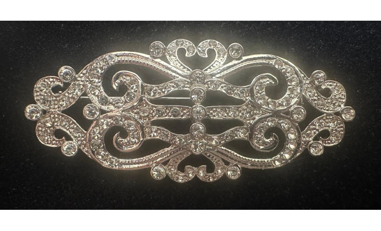 Broche mantilla rodio