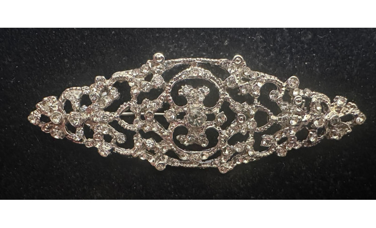 Broche mantilla rodio