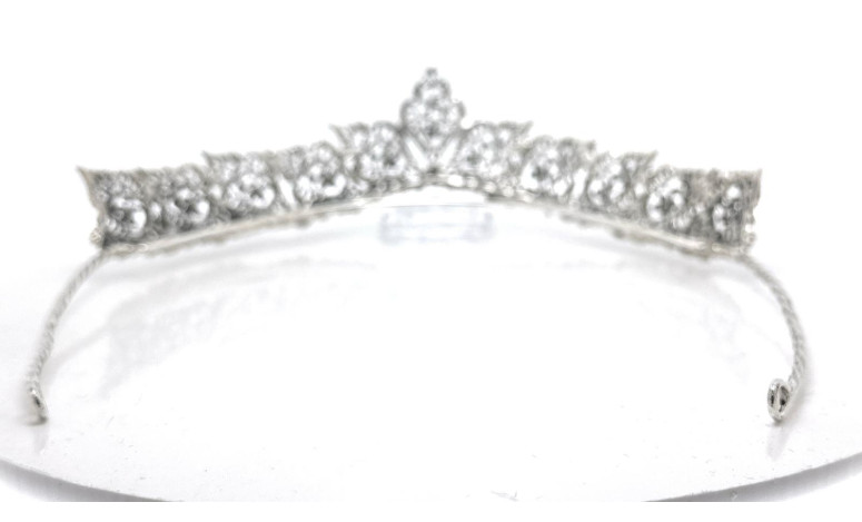 Tiara plata