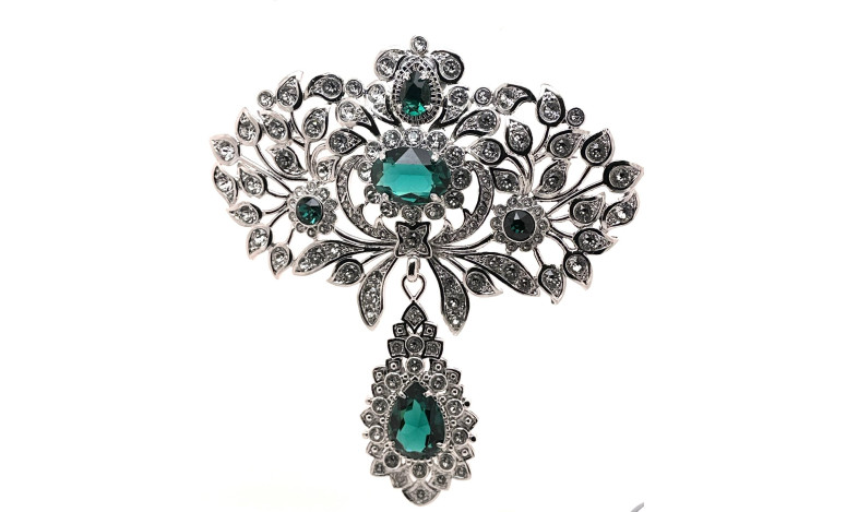 Broche esmeralda