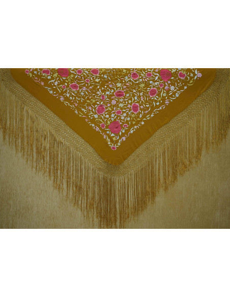Mantón bordado a mano en seda 100 cm