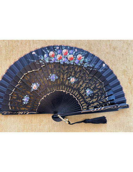 Abanico bolso flores calado