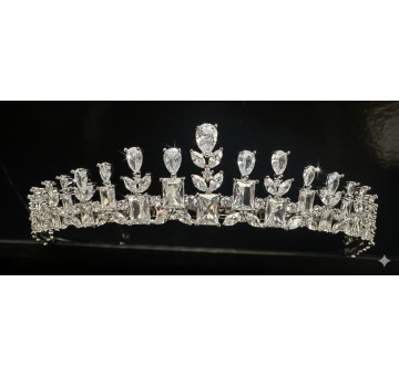 Tiara rodio lágrimas cristal