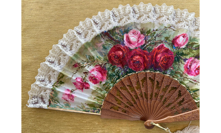 Abanico rosas encaje