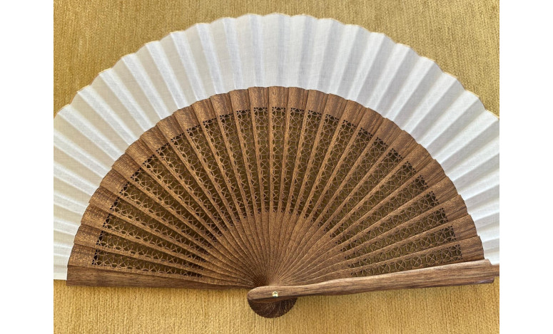 Abanico mongoy calado
