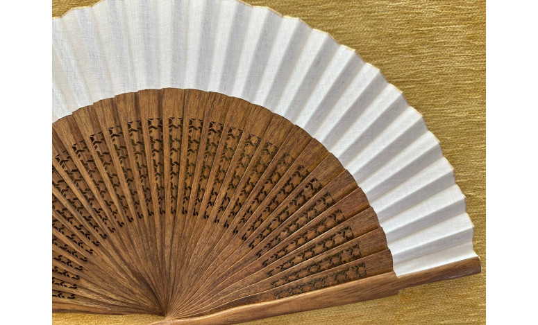 Abanico calado