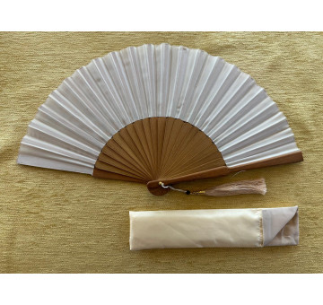 Abanico seda liso con funda 2