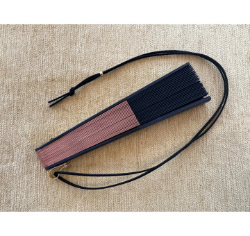 Abanico bolso liso con colgador 2