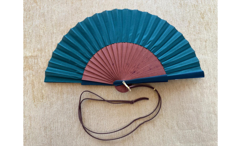 Abanico bolso liso con colgador