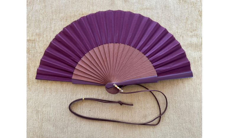 Abanico bolso liso con colgador
