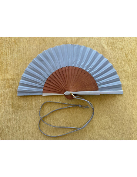 Abanico bolso liso con colgador