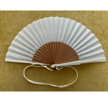 Abanico liso con colgador