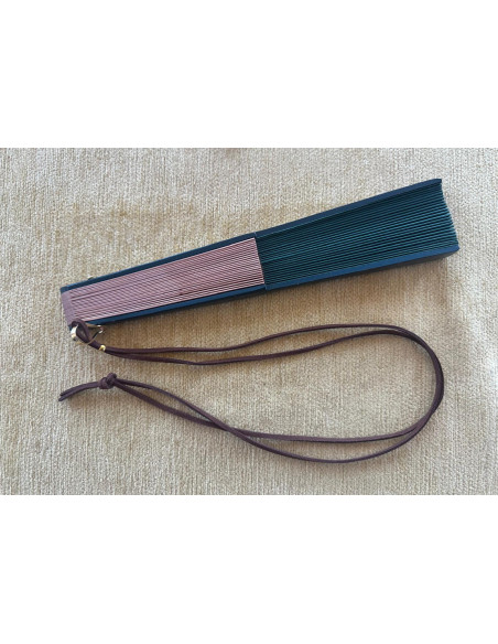 Abanico liso con colgador