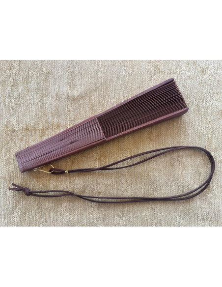 Abanico liso con colgador