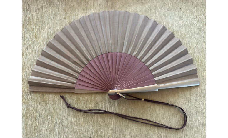 Abanico liso con colgador