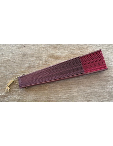 Abanico liso tela roja