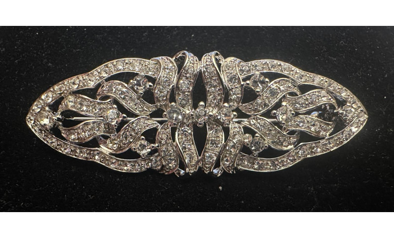 Broche mantilla plata