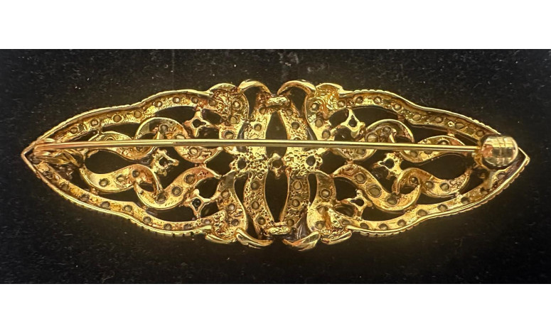Broche mantilla plata