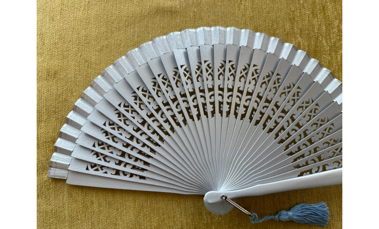 Abanico bolso calado