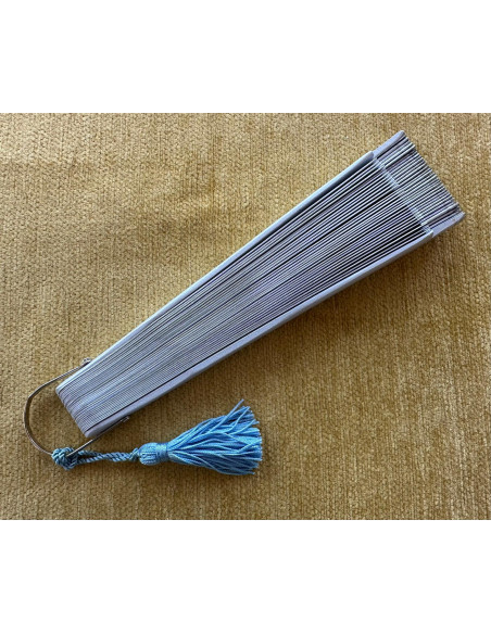 Abanico bolso calado
