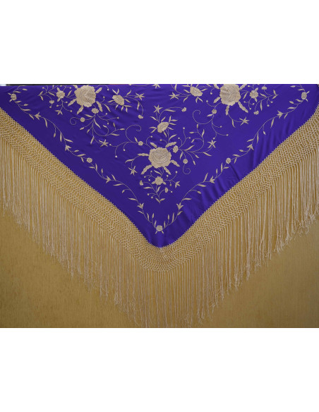 Mantón bordado a mano en seda 115 cm