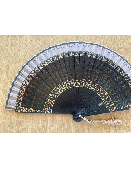 Abanico liso calado