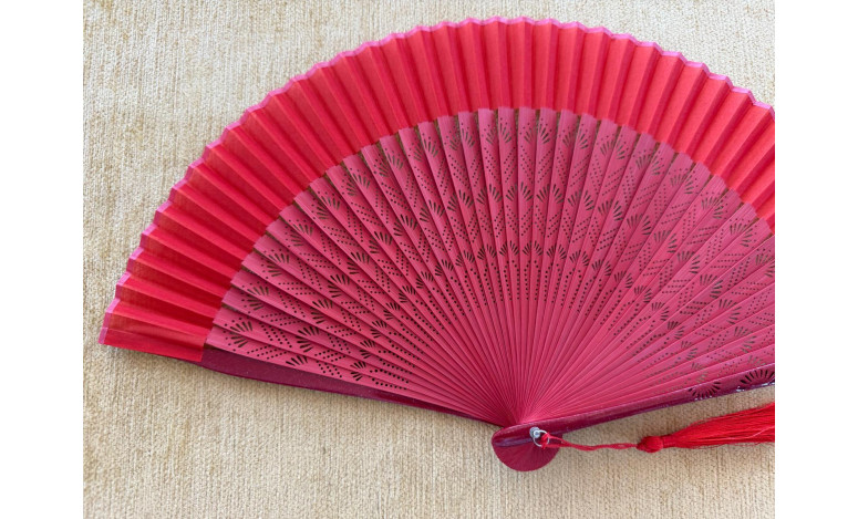 Abanico bambú baraja rojo