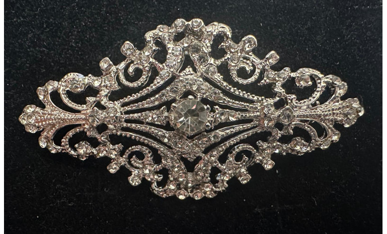 Broche mantilla rodio