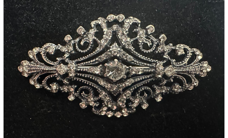 Broche mantilla rodio