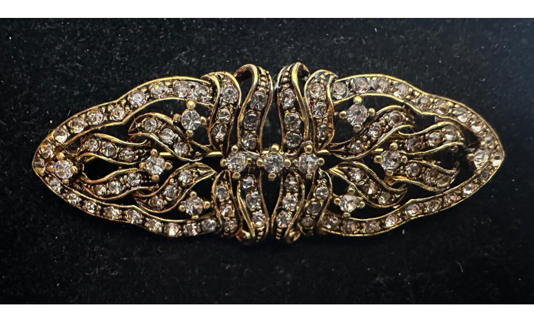 Broche mantilla rodio