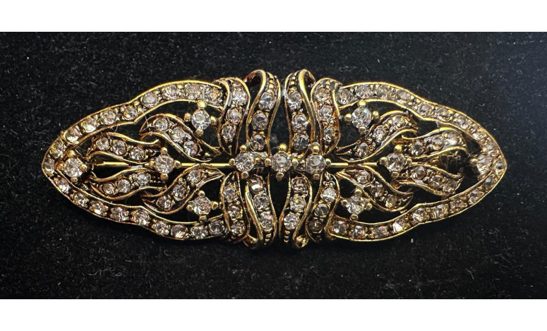 Broche mantilla rodio