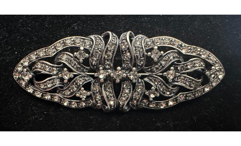 Broche mantilla rodio