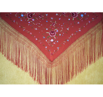 Mantón bordado a mano en seda 115 cm 2