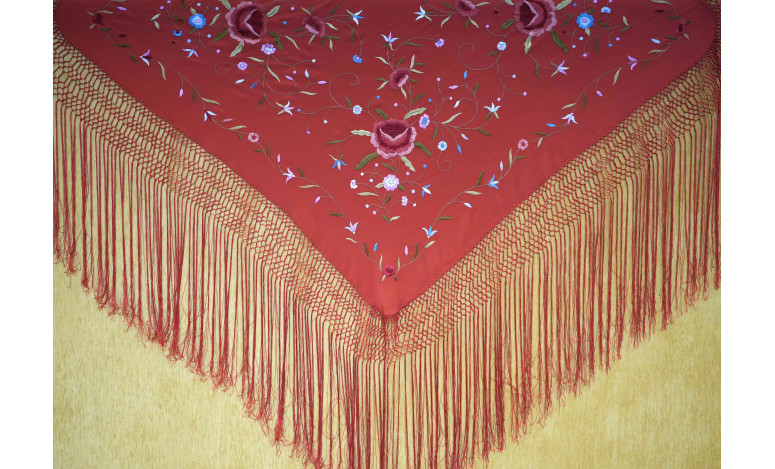 Mantón bordado a mano en seda 115 cm