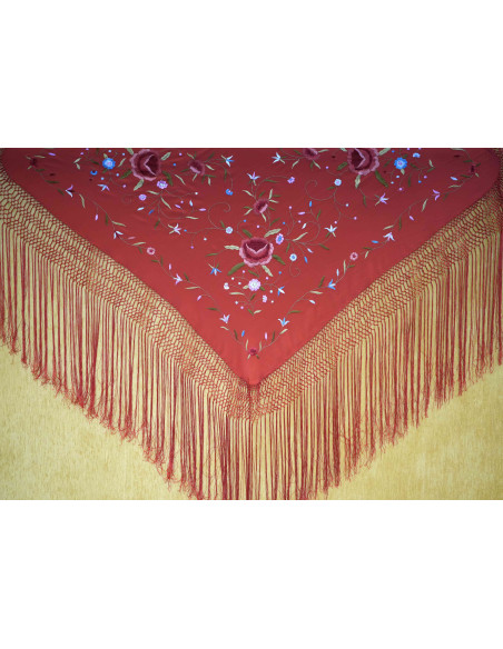Mantón bordado a mano en seda 115 cm