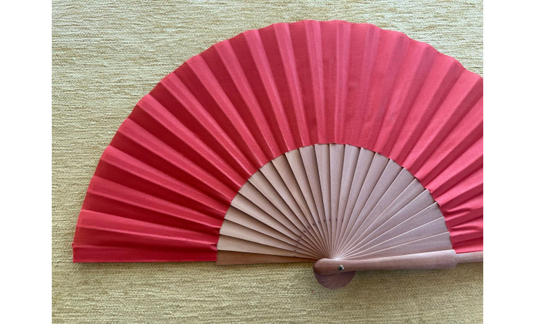 Abanico liso tela roja