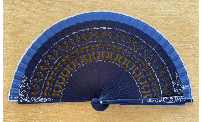 Abanico bolso calado
