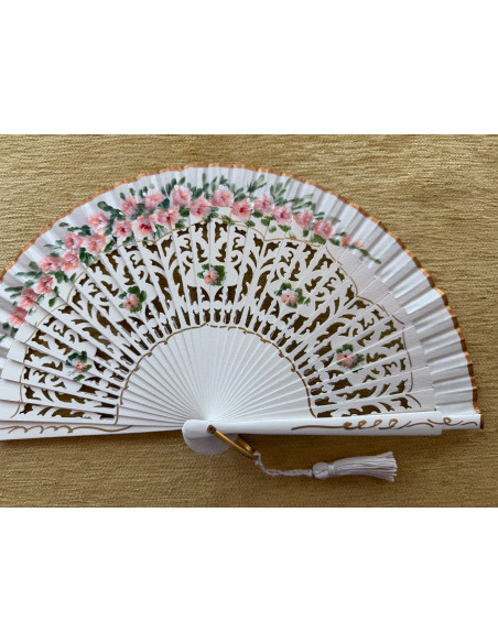 Abanico bolso flores calado
